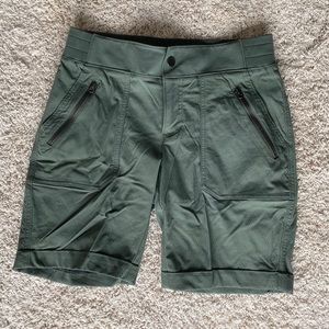 Athleta Trekkie Bermuda Shorts